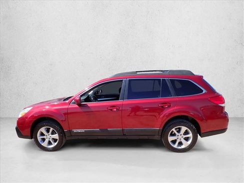 Used 2013 Subaru Outback 2.5i Premium w/ All-Weather Pkg AWD/4WD image 2
