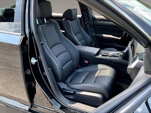 Used 2021 Honda Accord Sport image 26