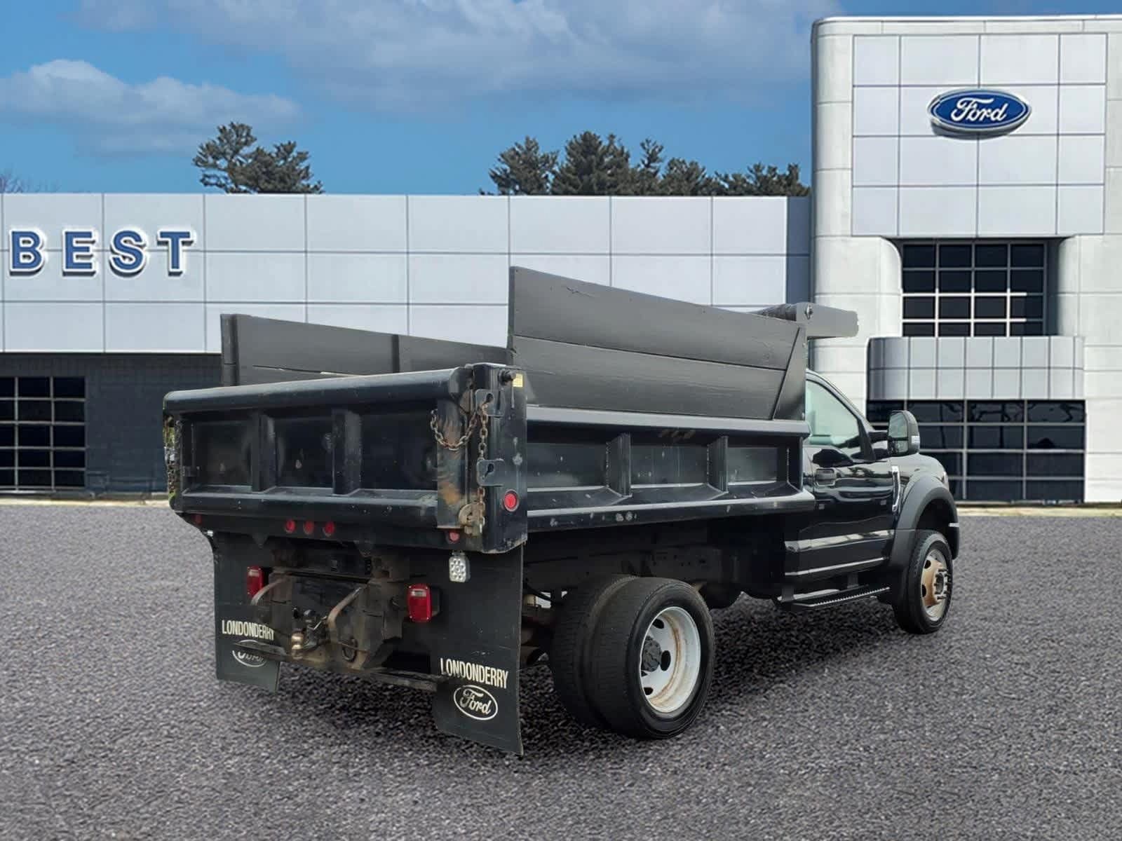 Used 2020 Ford F550 4x4 Regular Cab Super Duty w/ Power Equipment Group image 7