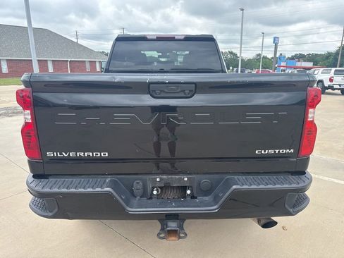 Used 2023 Chevrolet Silverado 2500 Custom w/ Custom Value Package AWD/4WD image 6