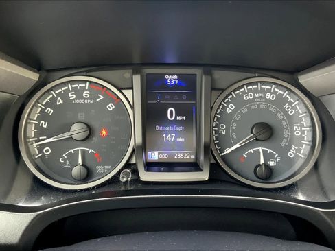 Certified 2022 Toyota Tacoma TRD Off-Road image 24