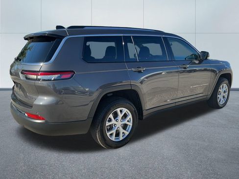 Certified 2023 Jeep Grand Cherokee L Limited AWD/4WD image 6