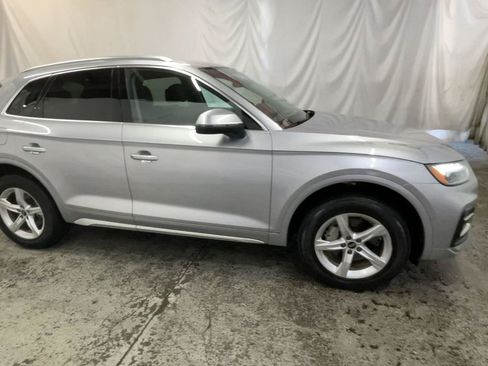 Used 2021 Audi Q5 2.0T Premium w/ Convenience Package AWD/4WD image 4