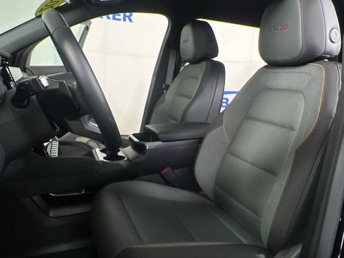 Certified 2026 GMC Terrain AT4 AWD/4WD image 20