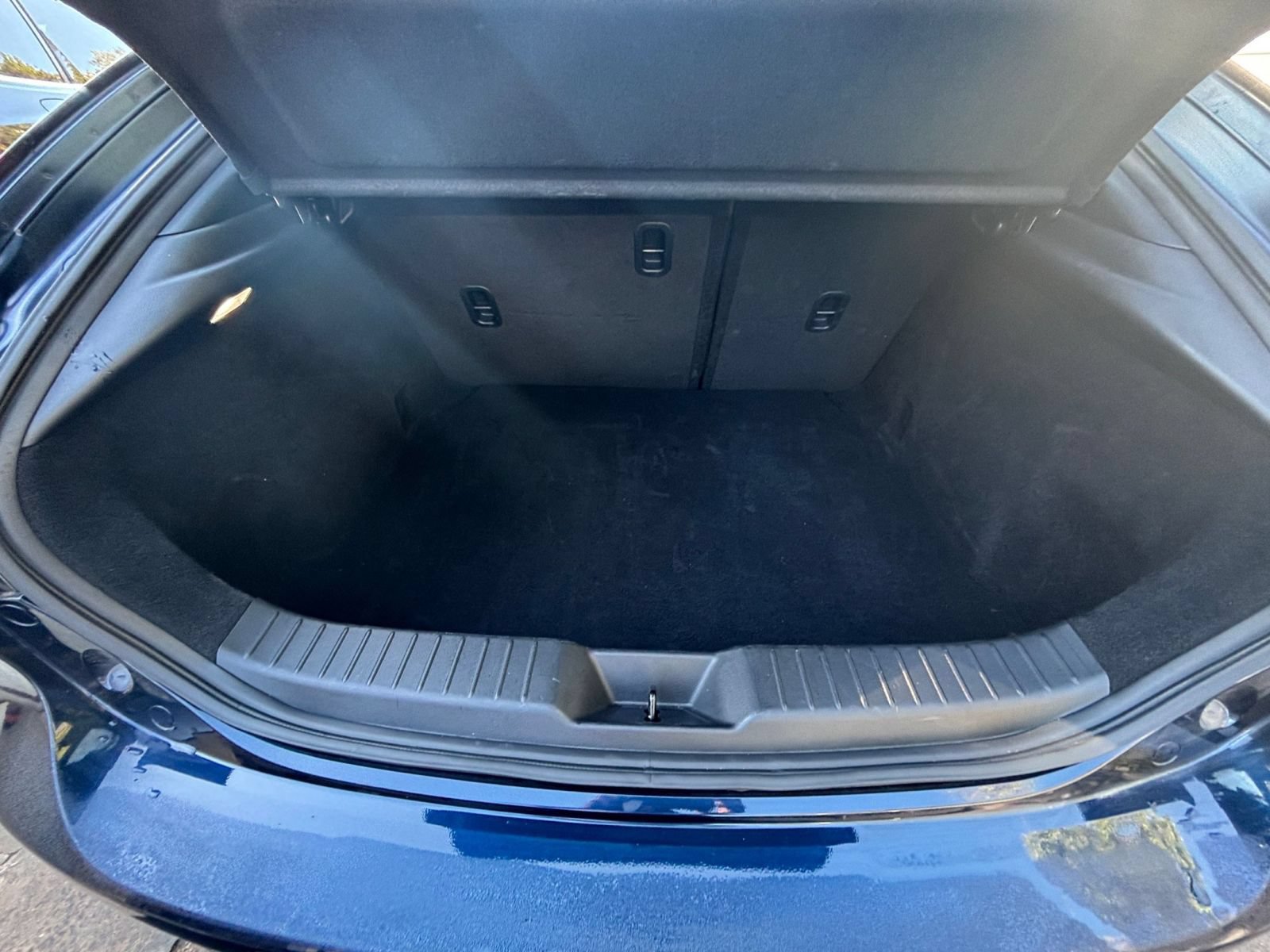 Used 2026 MAZDA MAZDA3 s FWD image 26