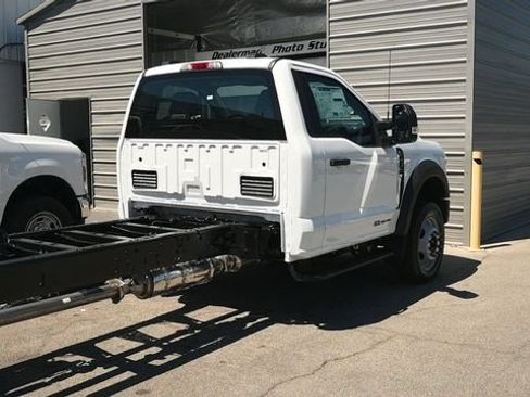 New 2026 Ford F450 XL w/ XL Chrome Package AWD/4WD image 9