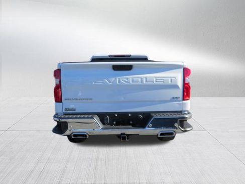 Certified 2022 Chevrolet Silverado 1500 LTZ w/ Z71 Off-Road Package image 7