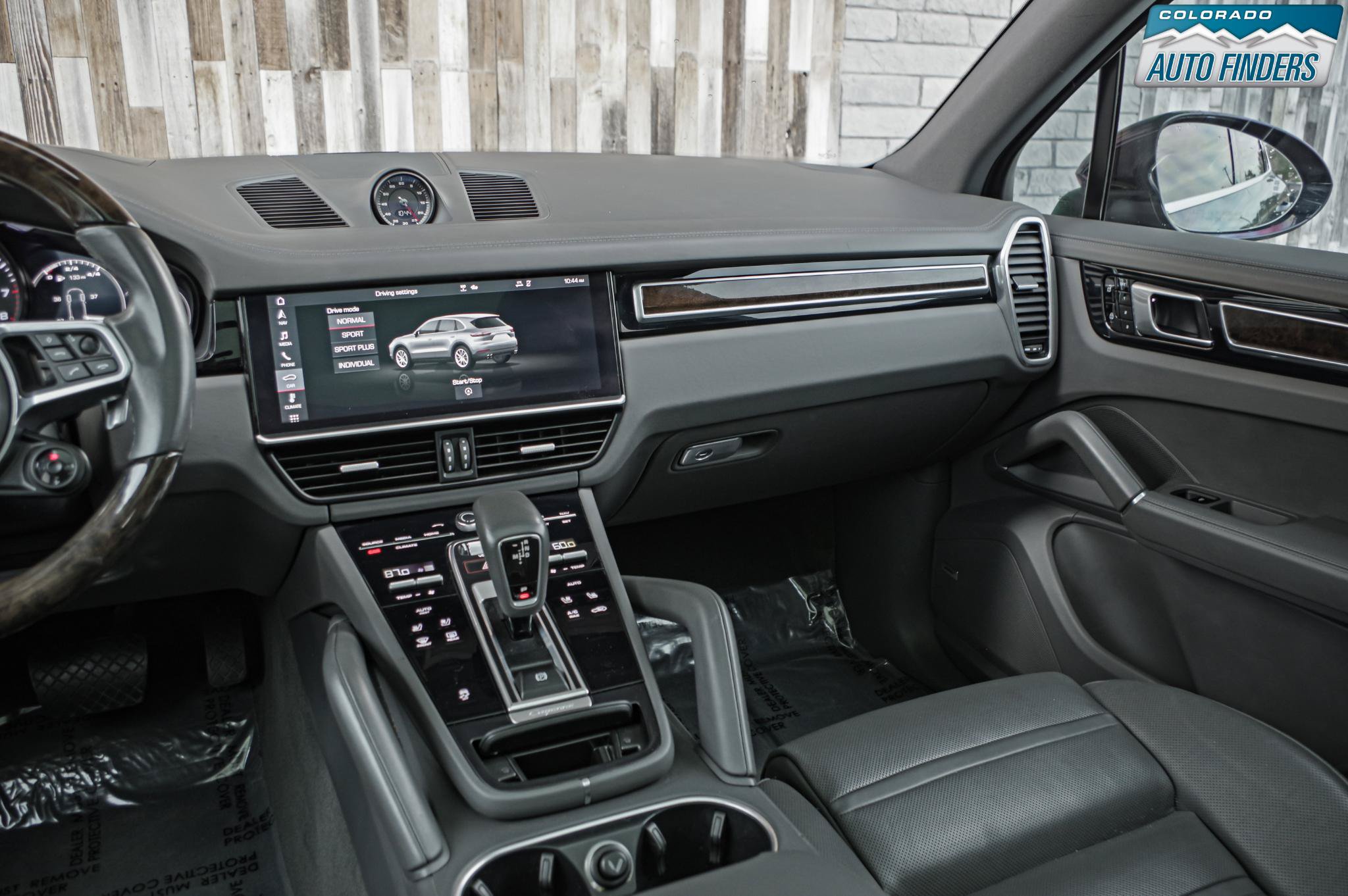 Used 2020 Porsche Cayenne AWD/4WD image 18