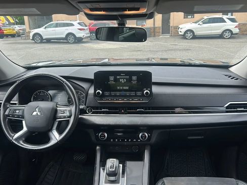 Used 2022 Mitsubishi Outlander SEL Black Edition AWD/4WD image 19