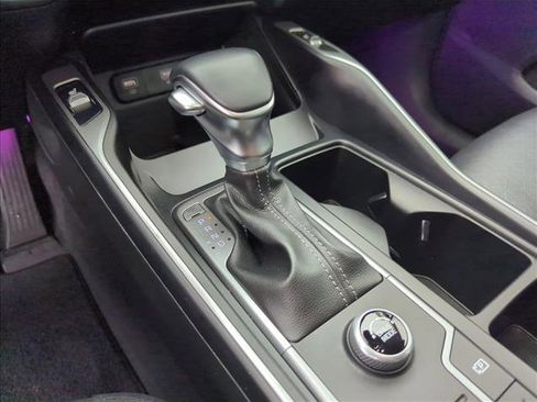 Used 2022 Kia Sorento S w/ Panoramic Sunroof Package FWD image 11