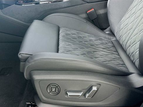 New 2027 Audi SQ6 e-tron Premium Plus AWD/4WD image 17