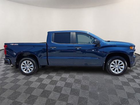 Used 2021 Chevrolet Silverado 1500 Custom w/ Safety Confidence Package AWD/4WD image 7
