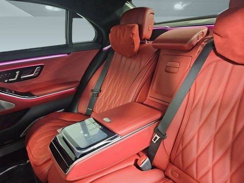 Used 2025 Mercedes-Benz S 63 AMG S image 29