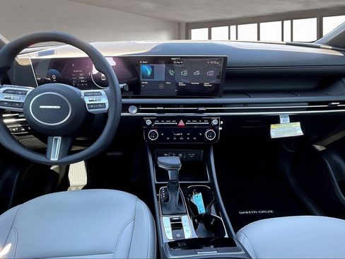 New 2025 Hyundai Santa Cruz SEL image 5