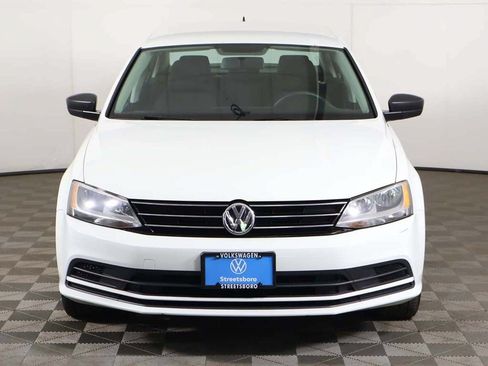 Used 2015 Volkswagen Jetta SE FWD image 8