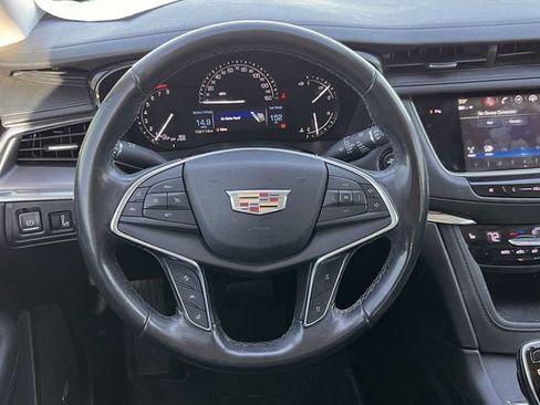 Used 2019 Cadillac XT5 Luxury image 14