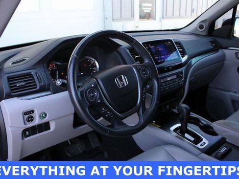 Used 2017 Honda Pilot EX-L image 2