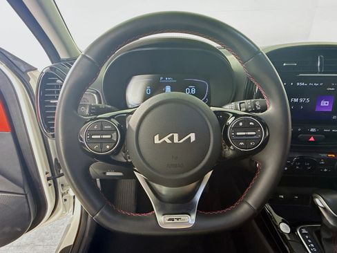 Used 2023 Kia Soul GT-Line FWD image 11