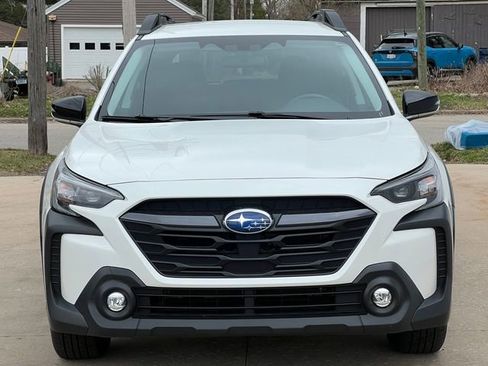 Used 2024 Subaru Outback Premium AWD/4WD image 38