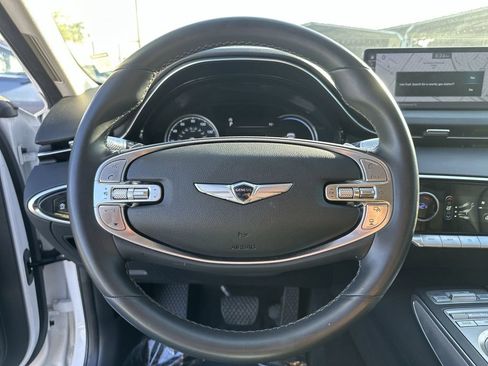Used 2023 Genesis GV70 2.5T w/ Select Package AWD/4WD image 11