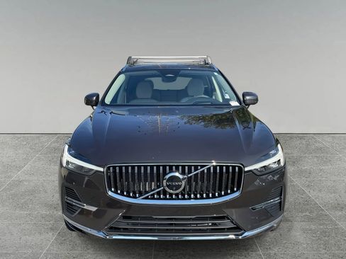 Used 2023 Volvo XC60 T8 Ultimate w/ Protection Package Premier image 8
