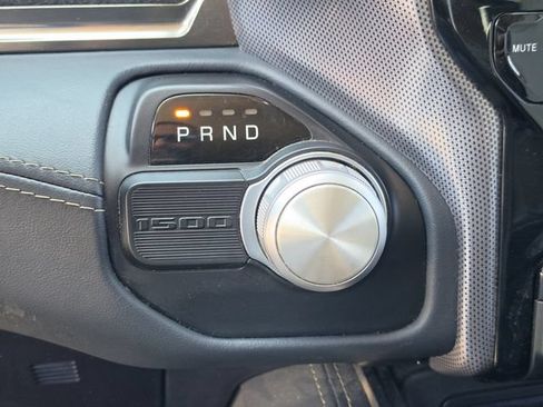 Used 2019 RAM 1500 Limited RWD image 29