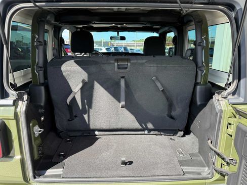 Used 2023 Jeep Wrangler Sport AWD/4WD image 32