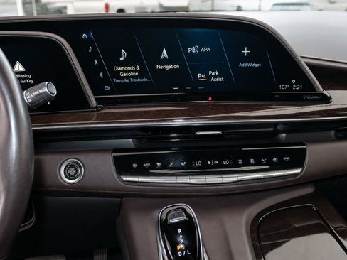 Used 2021 Cadillac Escalade Premium Luxury Platinum AWD/4WD image 29