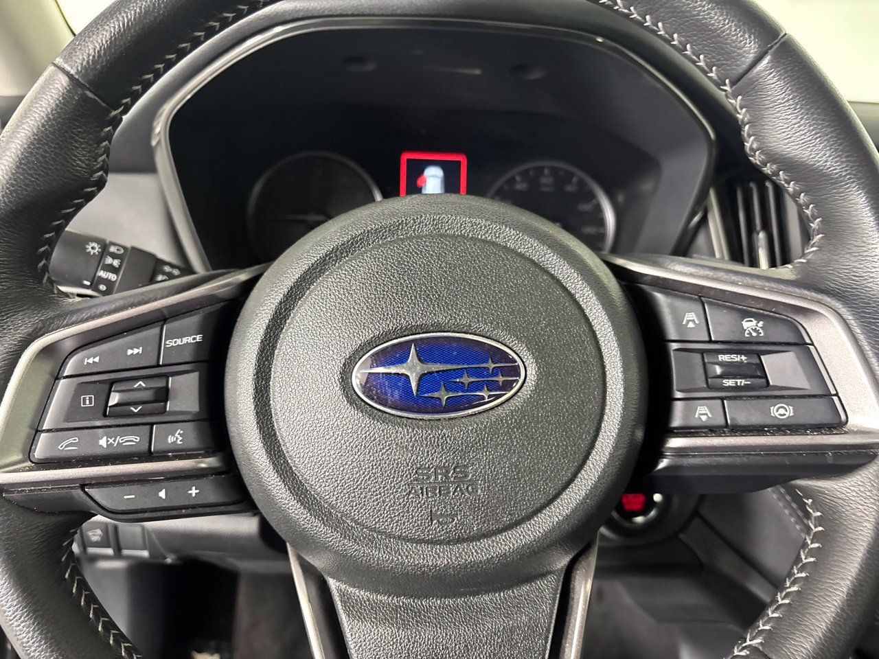 Used 2024 Subaru Outback Premium AWD/4WD image 11