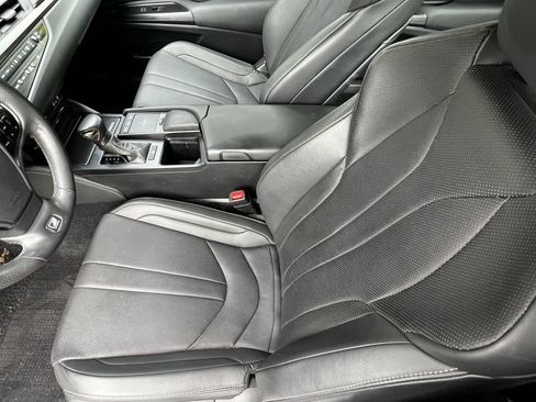 Used 2021 Lexus ES 350 F Sport w/ Accessory Package 2 FWD image 16