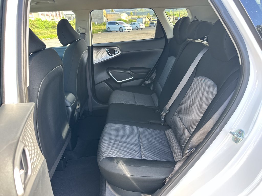Used 2023 Kia Soul LX w/ LX Technology Package FWD image 19