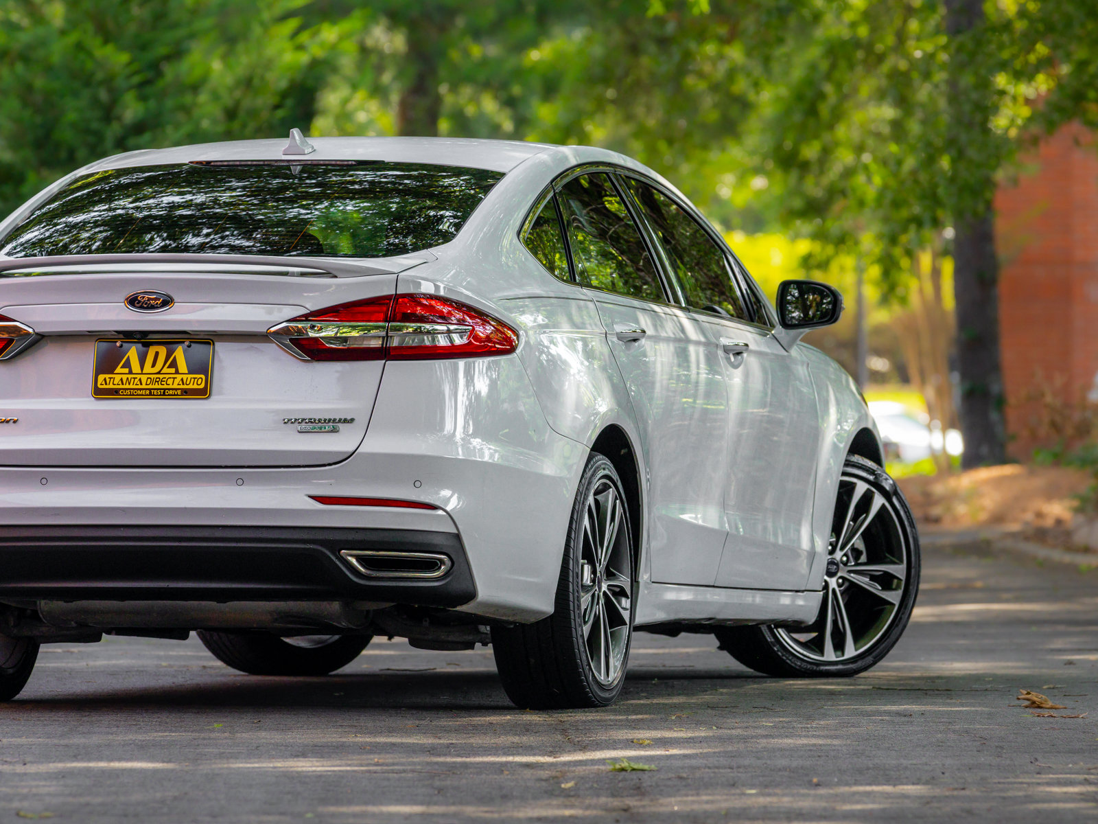 Used 2020 Ford Fusion Titanium FWD image 29