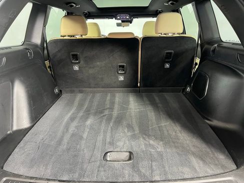 Used 2022 Jeep Grand Cherokee Limited 4xe w/ Luxury Tech Group II image 29