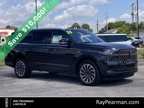 New 2025 Lincoln Navigator L Black Label image 1