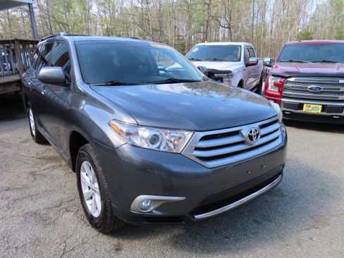 Used 2013 Toyota Highlander SE image 4