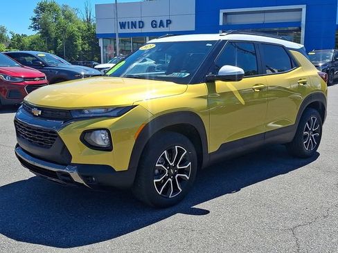 Certified 2023 Chevrolet TrailBlazer ACTIV w/ Sun and Liftgate Package AWD/4WD image 3