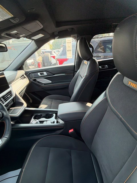 Used 2026 Ford Explorer Tremor w/ Tremor Ultimate Package AWD/4WD image 2