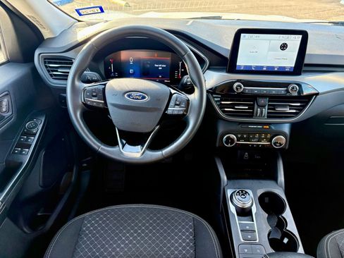 Used 2024 Ford Escape Active w/ Cold Weather Package FWD image 12