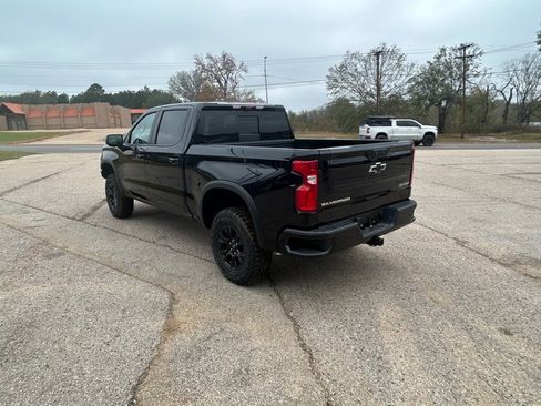 New 2026 Chevrolet Silverado 1500 ZR2 image 4