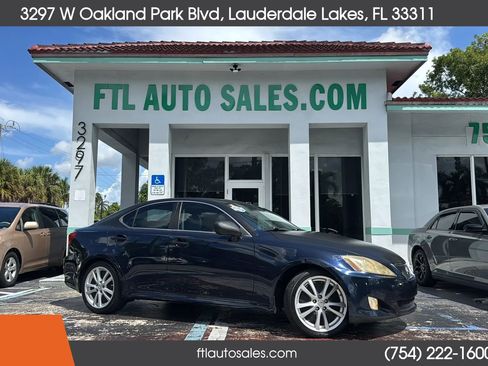 Used 2006 Lexus IS 250 w/ Premium Pkg RWD image 2