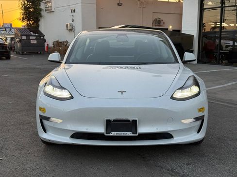 Used 2022 Tesla Model 3 Long Range AWD/4WD image 2