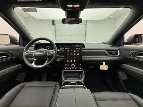 New 2026 GMC Terrain Elevation w/ Elevation Premium Package FWD image 3