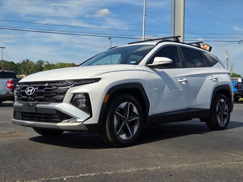 Used 2025 Hyundai Tucson SEL FWD image 2