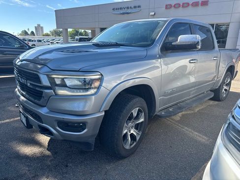 Used 2019 RAM 1500 Laramie w/ Sport Appearance Package AWD/4WD image 4