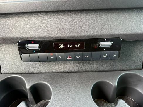New 2024 Mercedes-Benz eSprinter 170 Cargo image 19