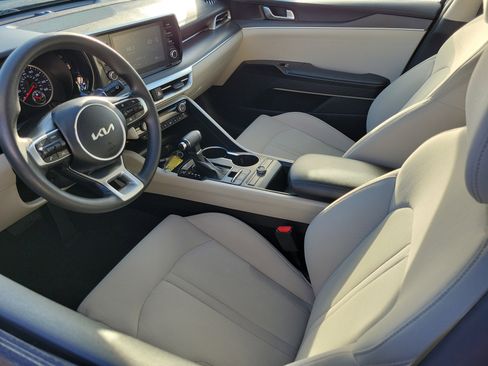 Used 2022 Kia K5 LXS image 3