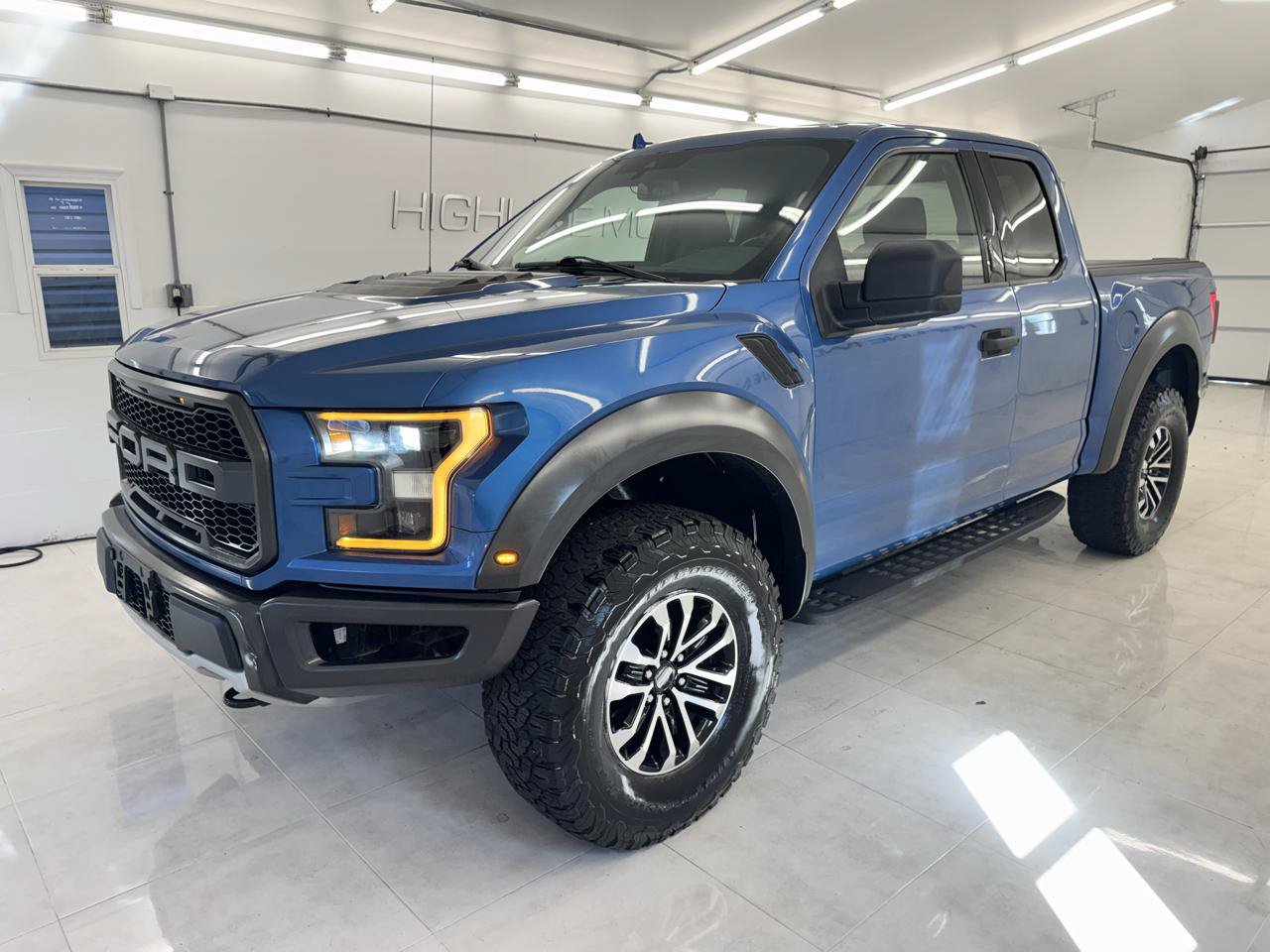 Used 2019 Ford F150 Raptor AWD/4WD image 1