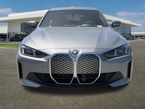 New 2026 BMW i4 eDrive40 w/ Premium Package RWD image 3