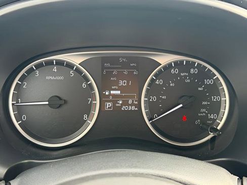 Certified 2025 Nissan Kicks Play S image 20