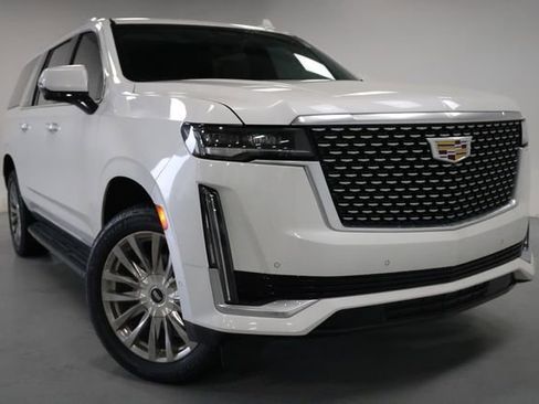 Used 2022 Cadillac Escalade ESV Premium Luxury image 1